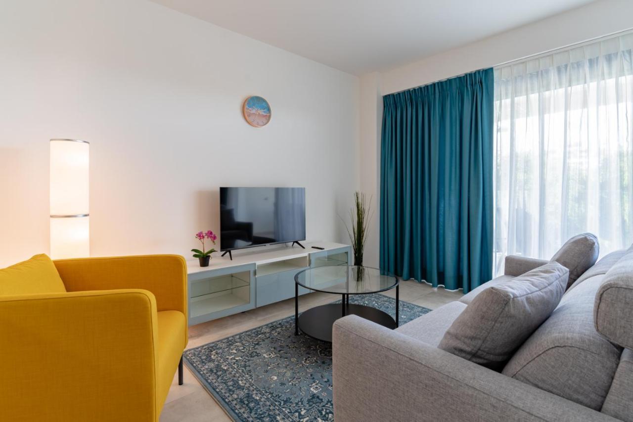 Cosy And Centrally Located Apartment In Estepona Exteriér fotografie